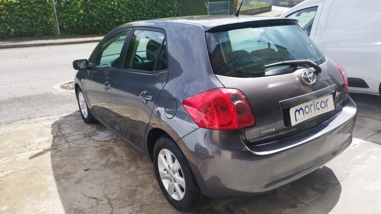 Toyota Auris 1.4 D