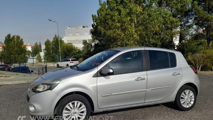 Renault Clio 1.2 16V 75 CV Dynamique GPS