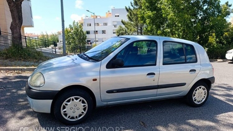 Renault Clio 1.2 RN Ar Condicionado