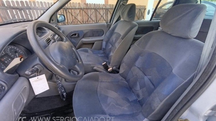 Renault Clio 1.2 RN Ar Condicionado