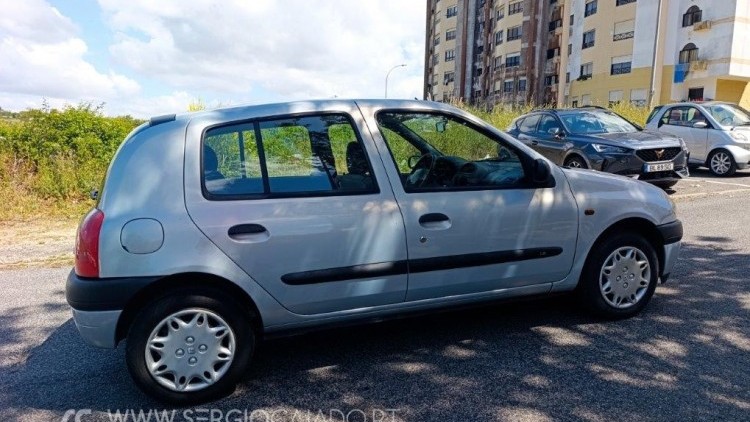Renault Clio 1.2 RN Ar Condicionado