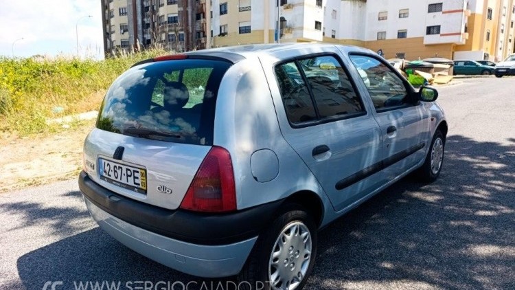 Renault Clio 1.2 RN Ar Condicionado