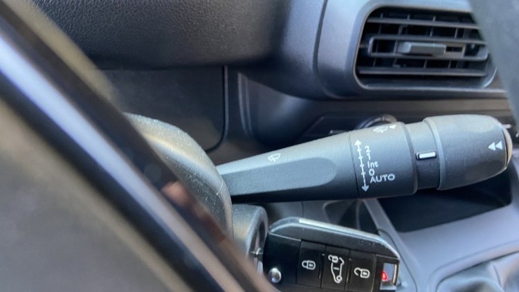 Peugeot Partner 1.6 Hdi 100cv L2(Longa) Premium CarPlay