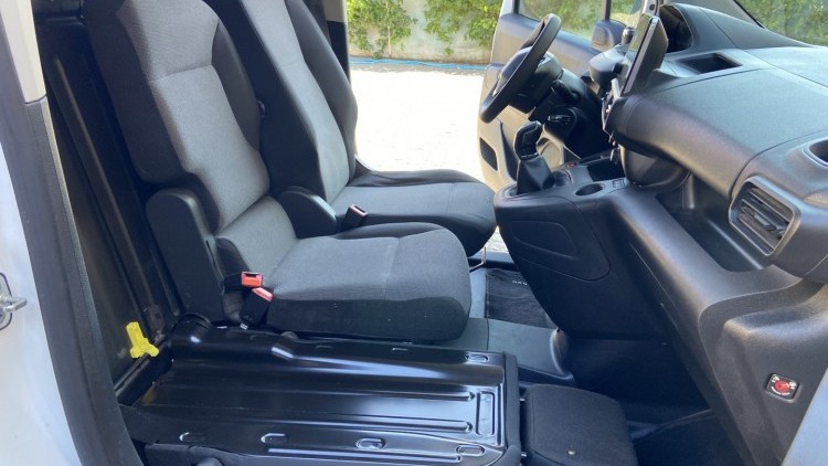 Peugeot Partner 1.6 Hdi 100cv L2(Longa) Premium CarPlay