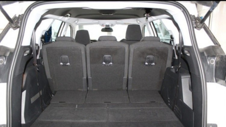 Peugeot 5008 1.5 HDI ALLURE