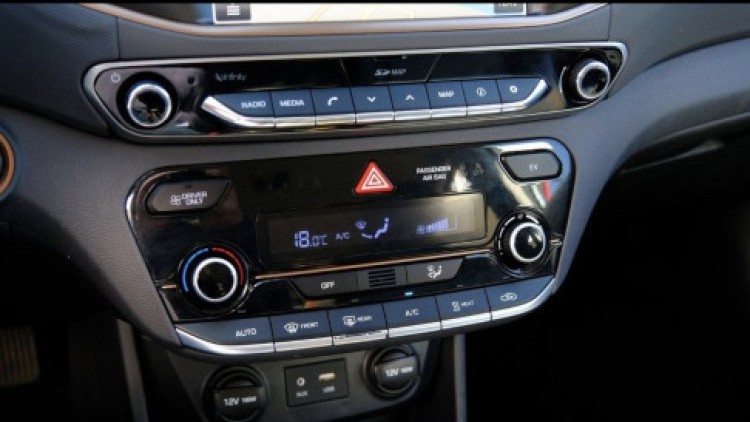 Hyundai Ioniq PREMIUM