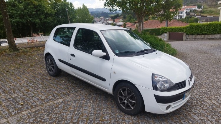 Renault Clio van
