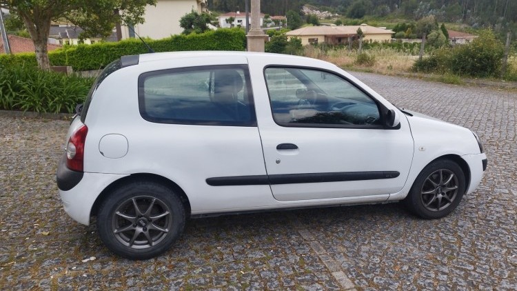Renault Clio van