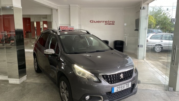 Peugeot 2008 1.2 VTI "Style" (116 MIL KMs)
