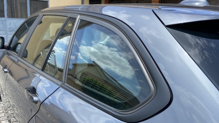 BMW S&eacute;rie 3 - 316 D LINE MODERN