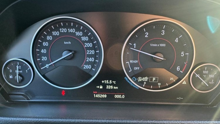 BMW S&eacute;rie 3 - 318 Pack M