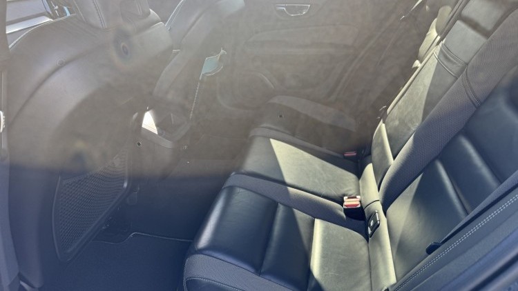 Volvo V60 R design