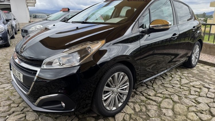 Peugeot 208 1.2 Sytle
