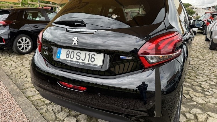 Peugeot 208 1.2 Sytle