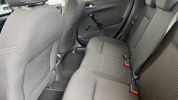 Peugeot 208 1.2 Sytle