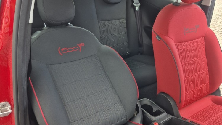Fiat 500E RED