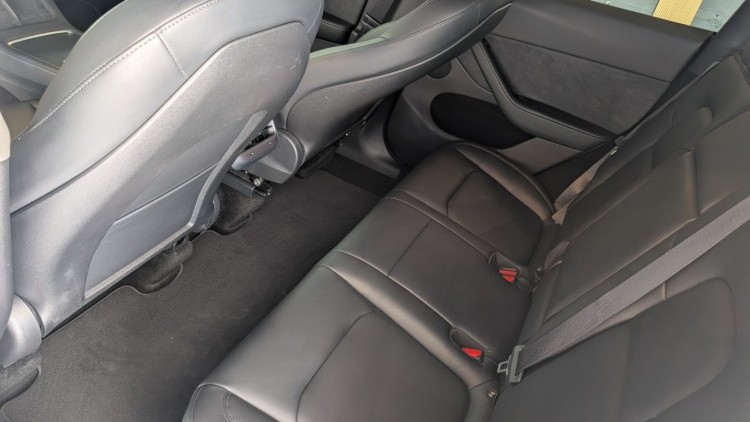 Tesla Model Y dual motor long range