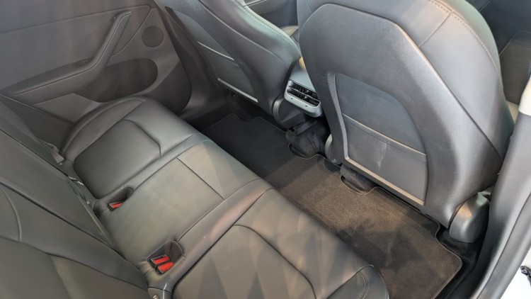 Tesla Model Y dual motor long range
