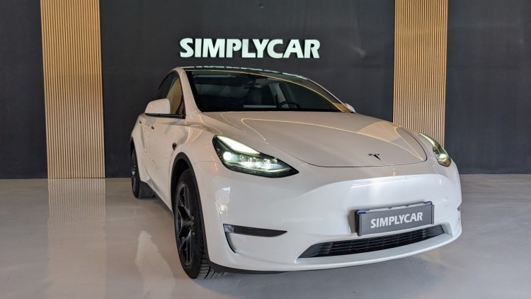 Tesla Model Y dual motor long range