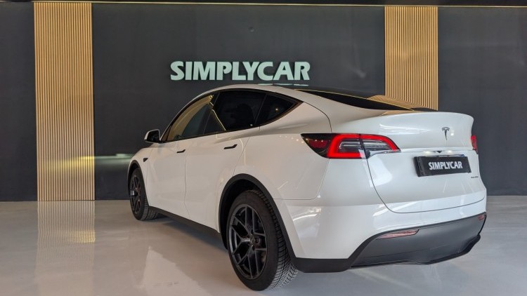 Tesla Model Y dual motor long range
