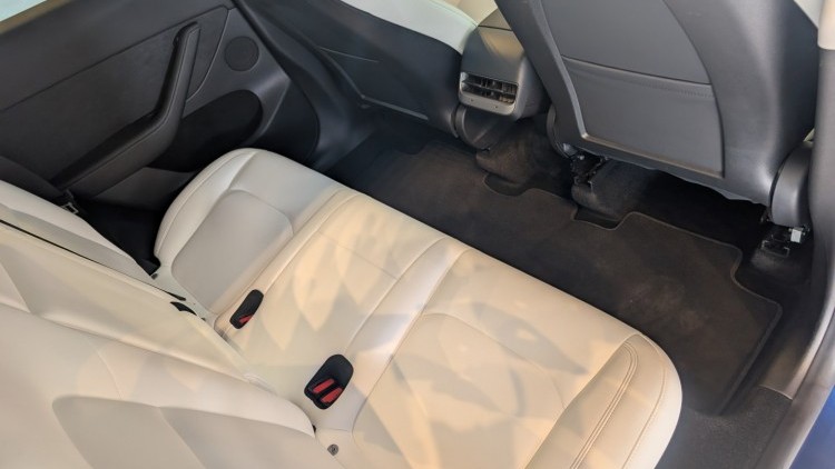 Tesla Model Y dual motor long range