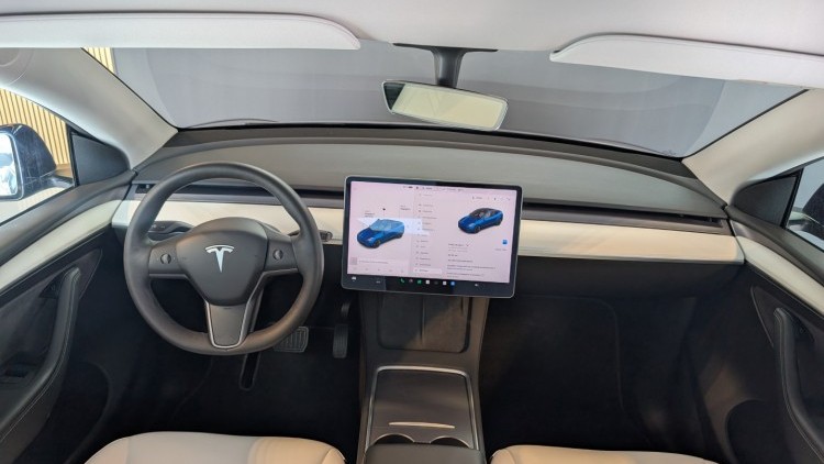 Tesla Model Y dual motor long range