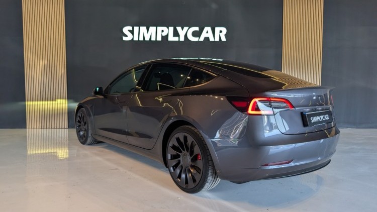 Tesla Model 3 Preformance
