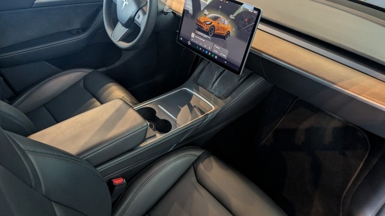Tesla Model Y Performance Dual Motor AWD