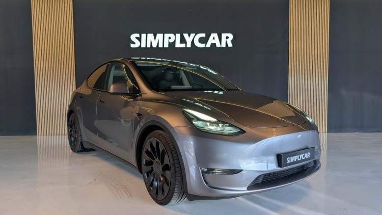 Tesla Model Y Performance Dual Motor AWD