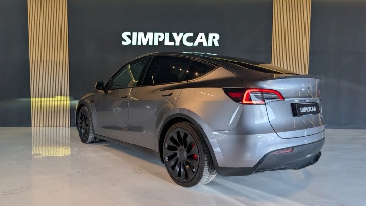 Tesla Model Y Performance Dual Motor AWD