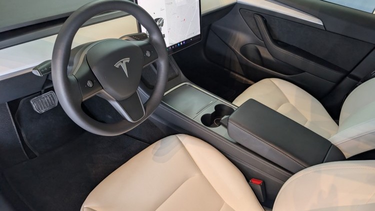 Tesla Model 3 dual motor long range