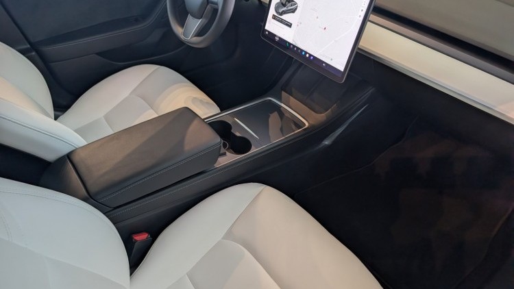Tesla Model 3 dual motor long range