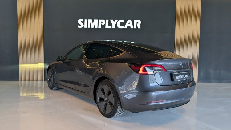 Tesla Model 3 dual motor long range