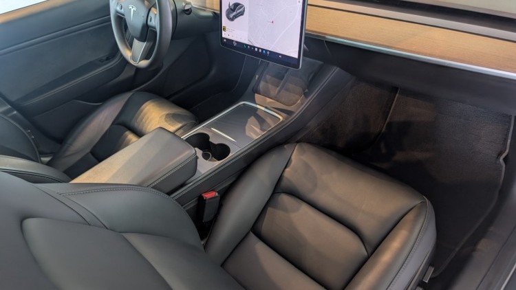 Tesla Model 3 dual motor long range