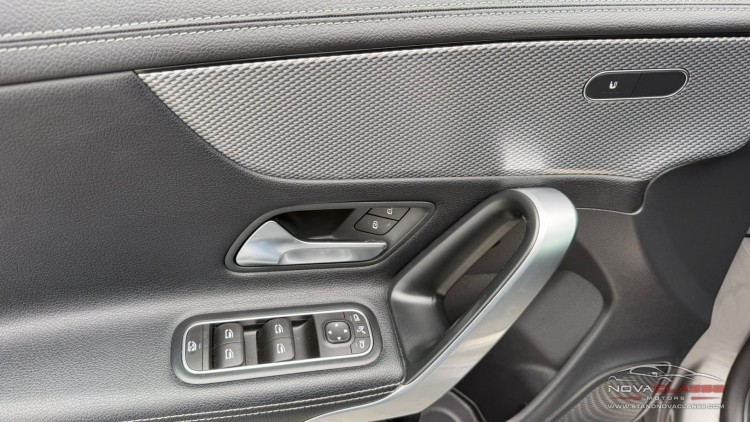Mercedes-Benz Classe CLA 200 Shooting Brake Progressive Aut.