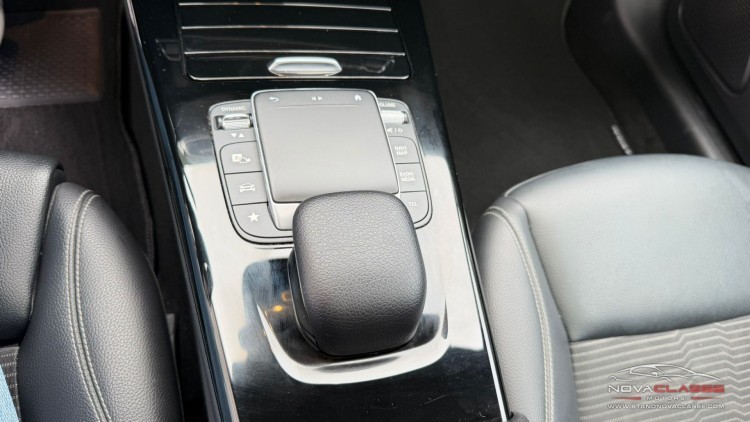 Mercedes-Benz Classe CLA 200 Shooting Brake Progressive Aut.