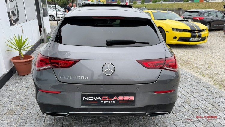 Mercedes-Benz Classe CLA 200 Shooting Brake Progressive Aut.
