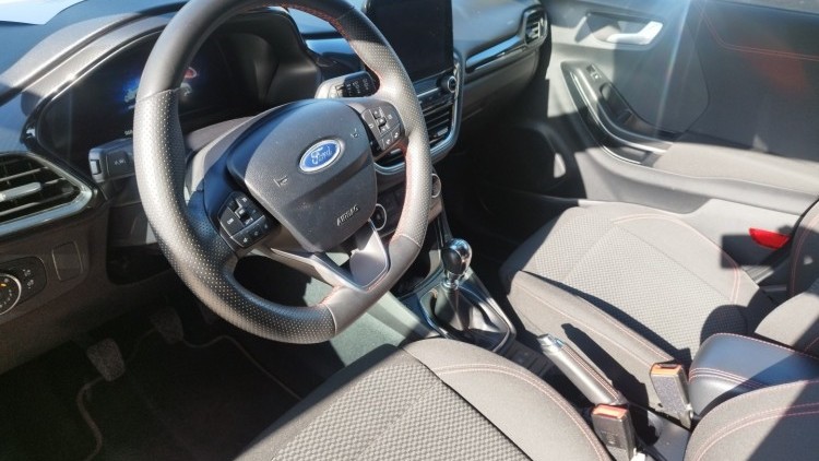 Ford Puma 1.0 ST-LINE X VIVID RUBY