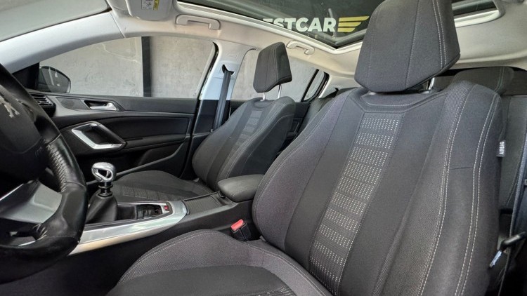 Peugeot 308 1.2 e-THP Allure