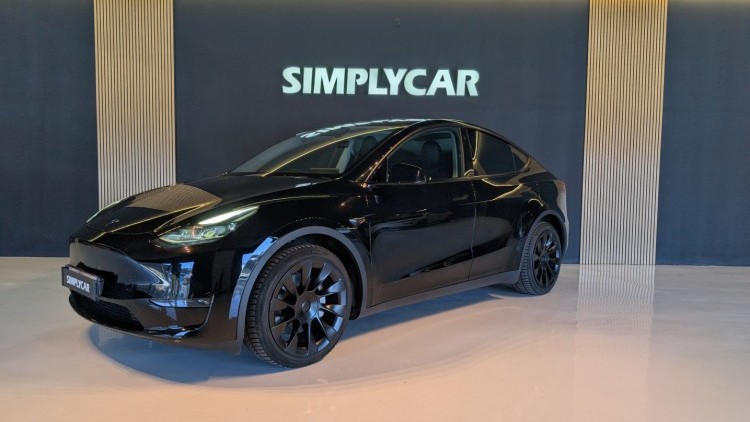 Tesla Model Y dual motor long range