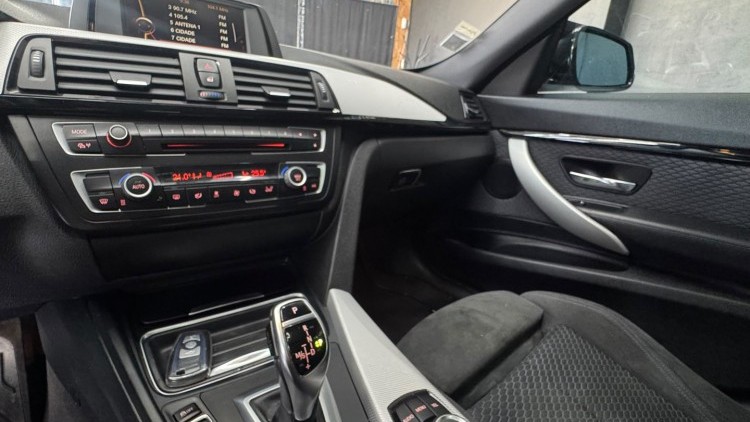 BMW S&eacute;rie 3 - 320 GT Pack M