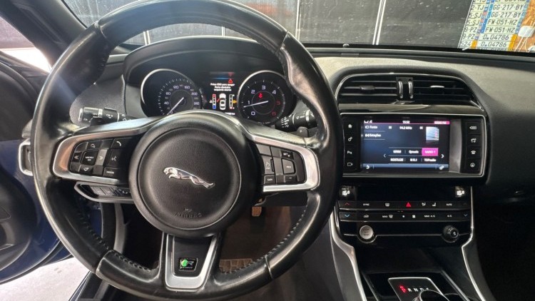 Jaguar Xe 2.0 D R-Sport Aut.