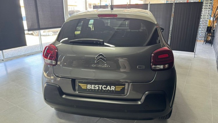 Citro&euml;n C3 1.2 PureTech Elle