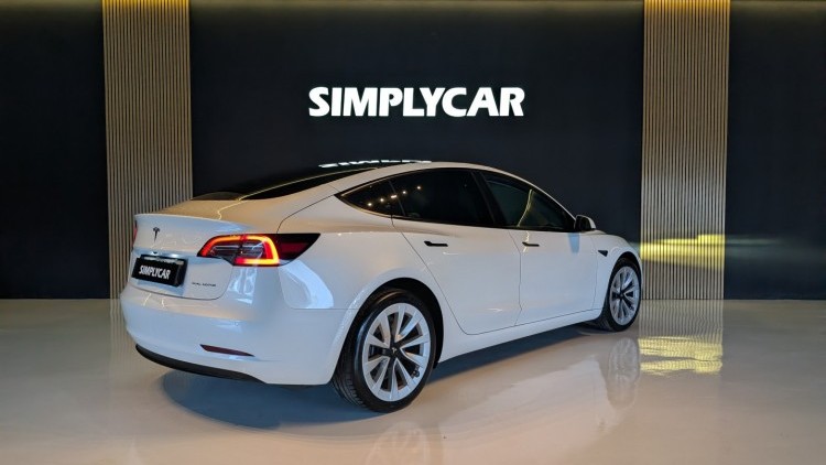 Tesla Model 3 dual motor long range