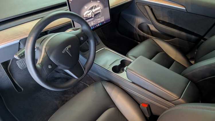 Tesla Model 3 dual motor long range