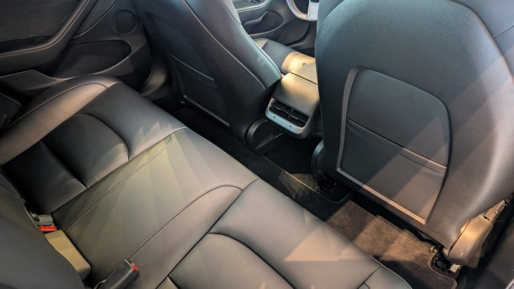 Tesla Model 3 dual motor long range