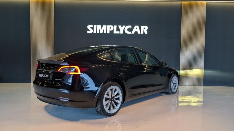 Tesla Model 3 dual motor long range