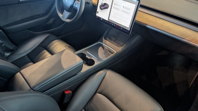 Tesla Model 3 dual motor long range