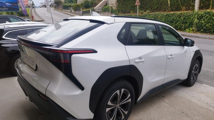 Toyota Bz4X CONFORT