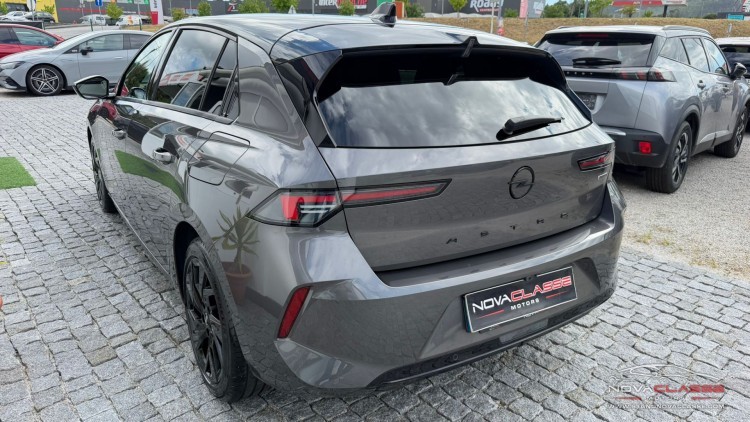 Opel Astra 1.6 T Hybrid Plug-In GS
